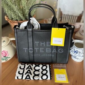 NWT Marc Jacobs Leather Medium Tote Bag (Black)